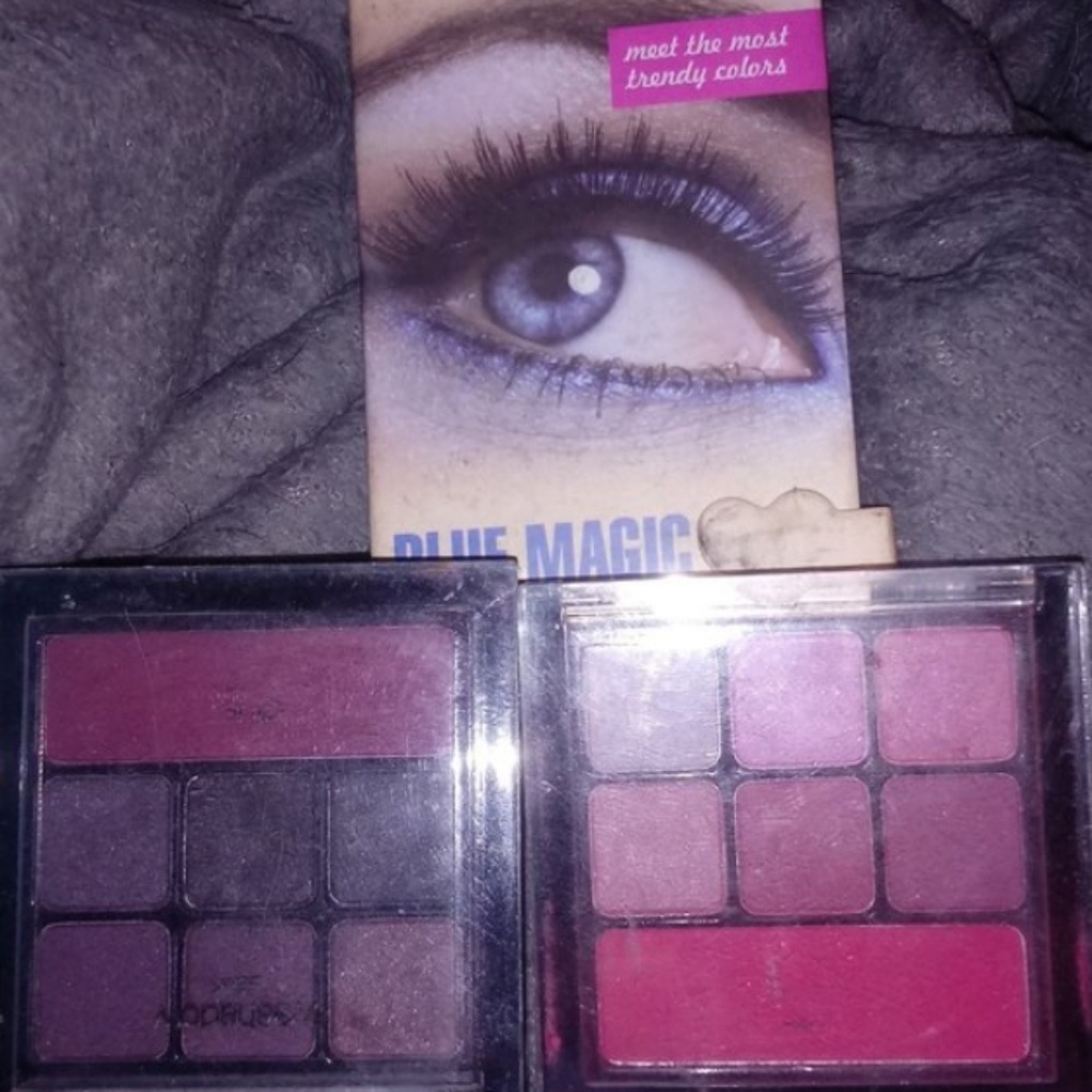 Makeup For Emo/Scene Style